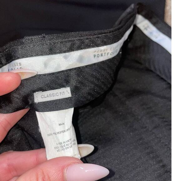 Perry Ellis dress pants Port Folio pleated rolled hem black - set of 2 36" X 34" - Picture 3 of 3